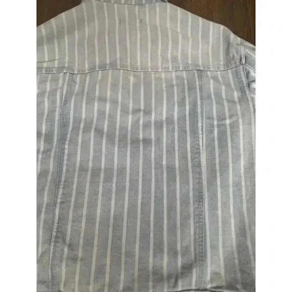 Women's Large Ivy&Main‎ Blue & White Jean Jacket - Picture 6 of 7